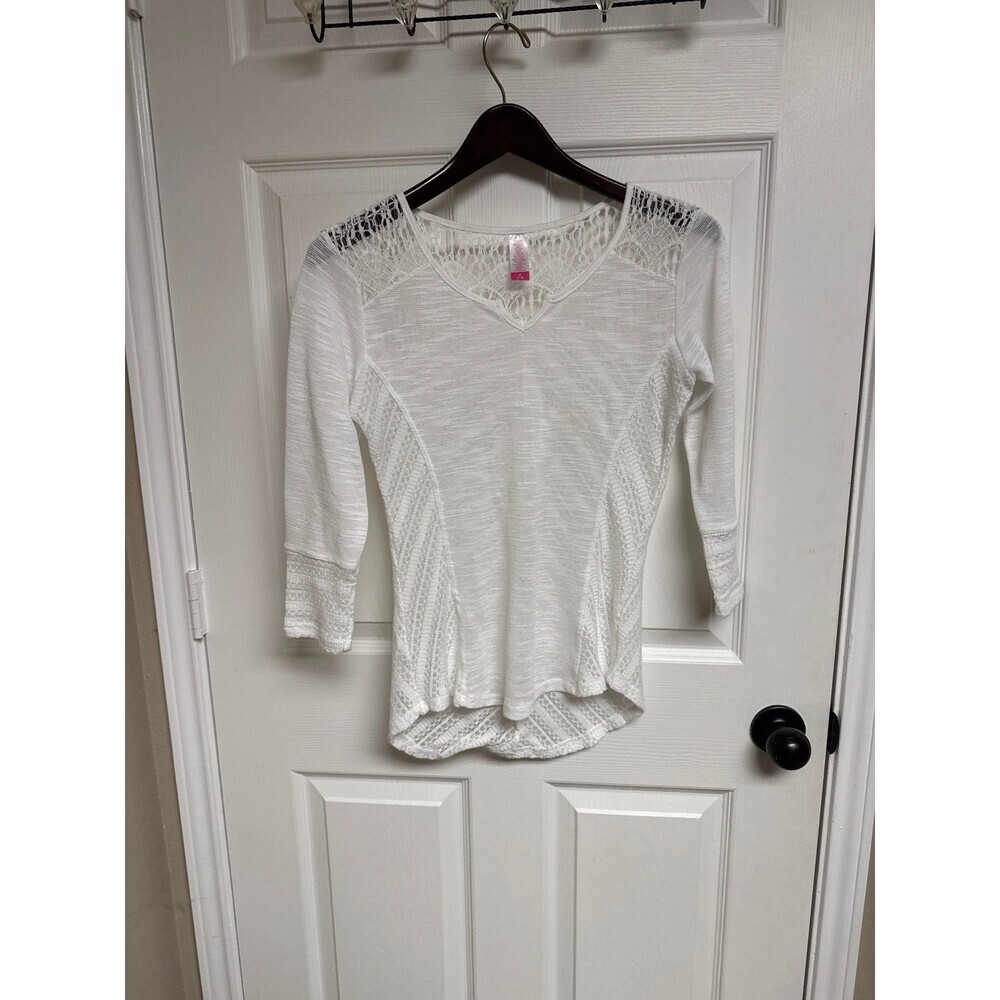 Medium Lace Mid Sleeve Knit Design White Blouse